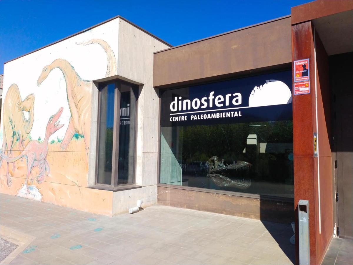 Dinosaur House * Coll de Nargo